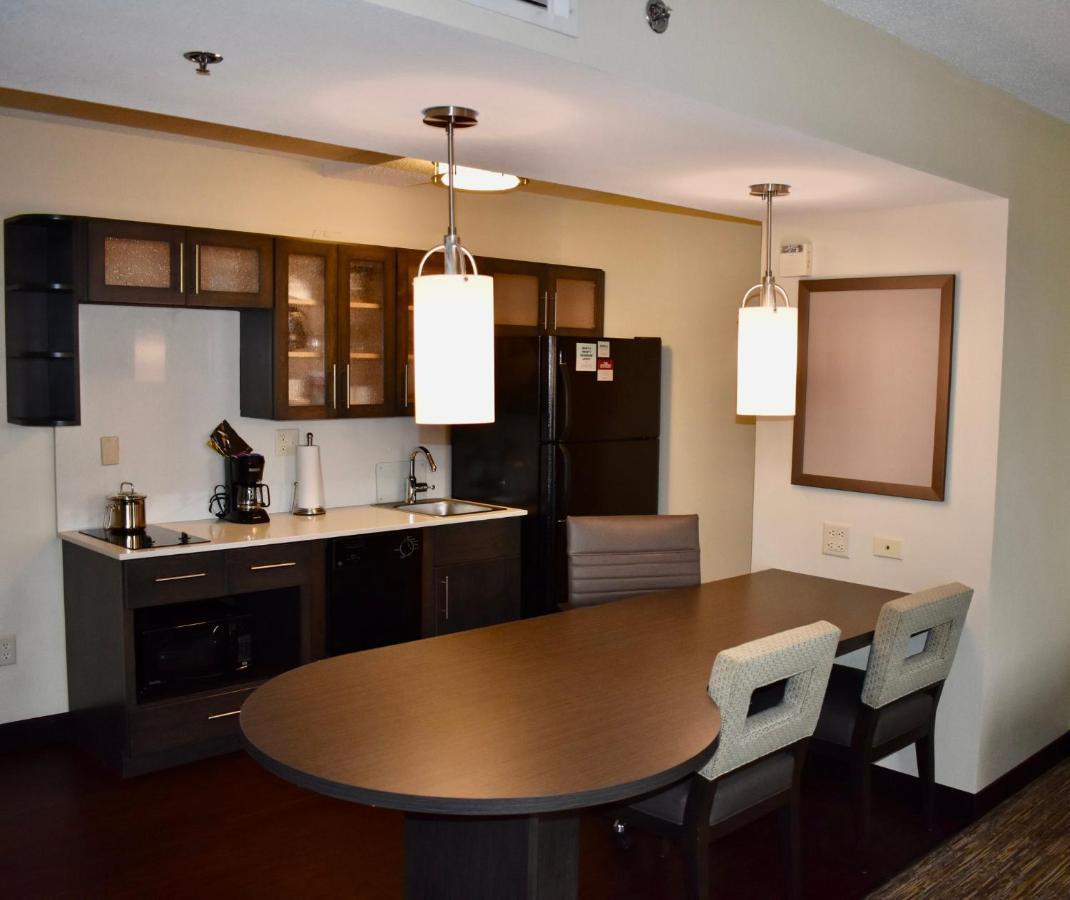 Candlewood Suites Indianapolis Downtown Medical District By Ihg Eksteriør bilde